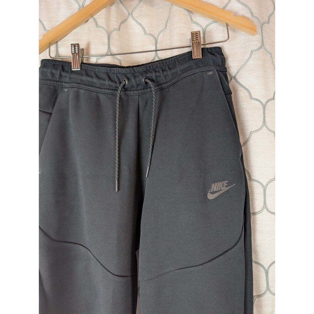 Nike Sportswear Tech Fleece Joggers Black Size Small EUC
